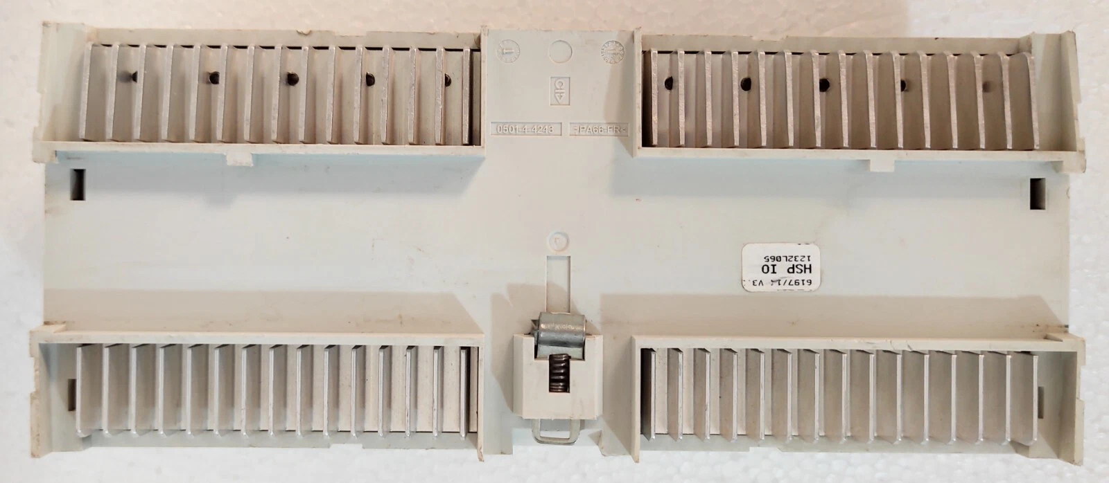admin/uploads/uploads/abb i-bus knx 101 universal dimming actu uds_3.webp